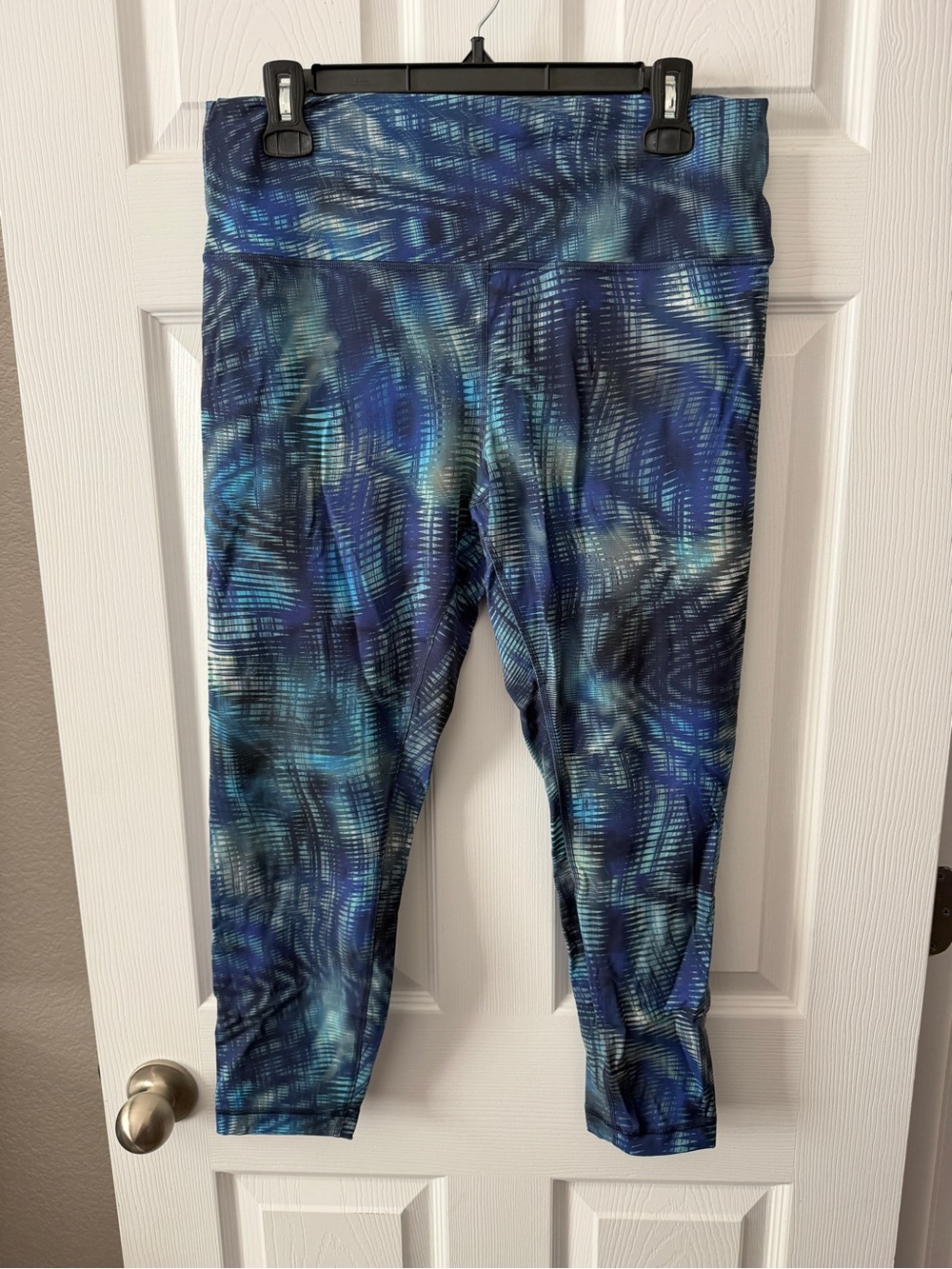 Blue Patterned Active Capri Leggings